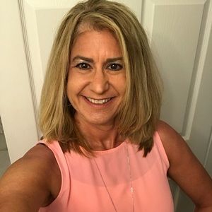 Meet your Posher, Michele